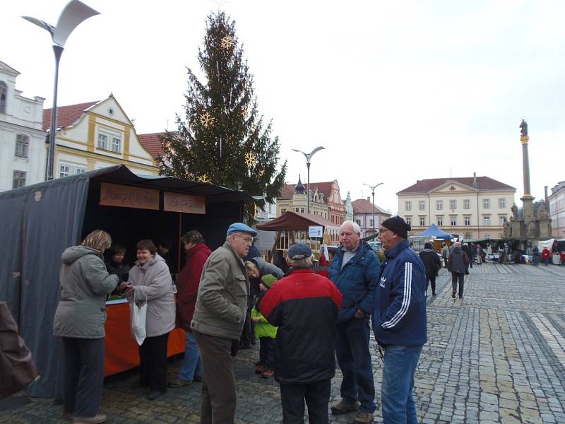 Na náměstí ve Stříbře se konaly stříbrné trhy