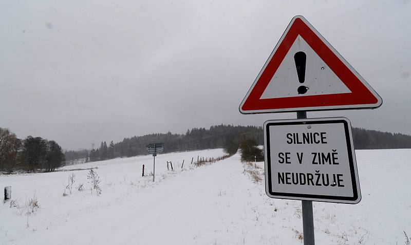 Sem silničáři v zimě nevjedou. V Plzeňském kraji je bez zimí údržby 145 km silnic.