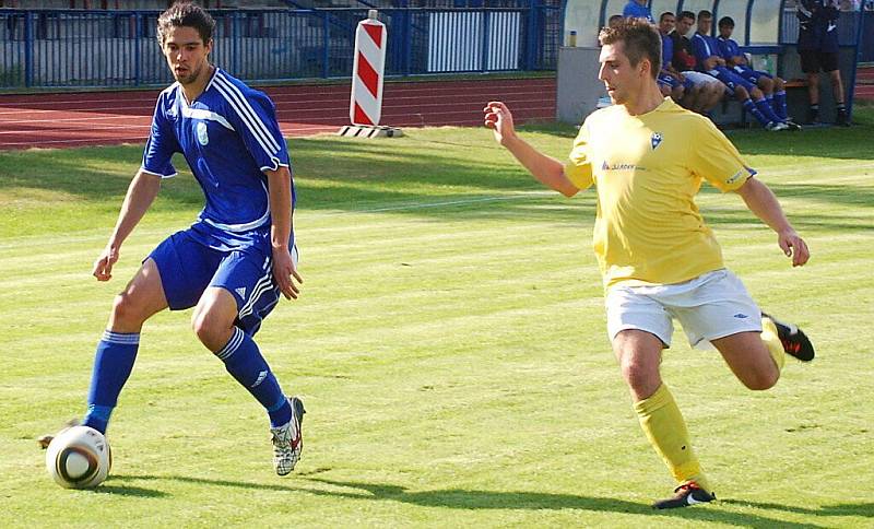 Fotbal – divize: FK Tachov – SK Benešov 2:1