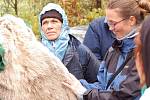 Účastníci poznávací výpravy se dověděli, kde žijí bobři v okolí Rozvadova. 