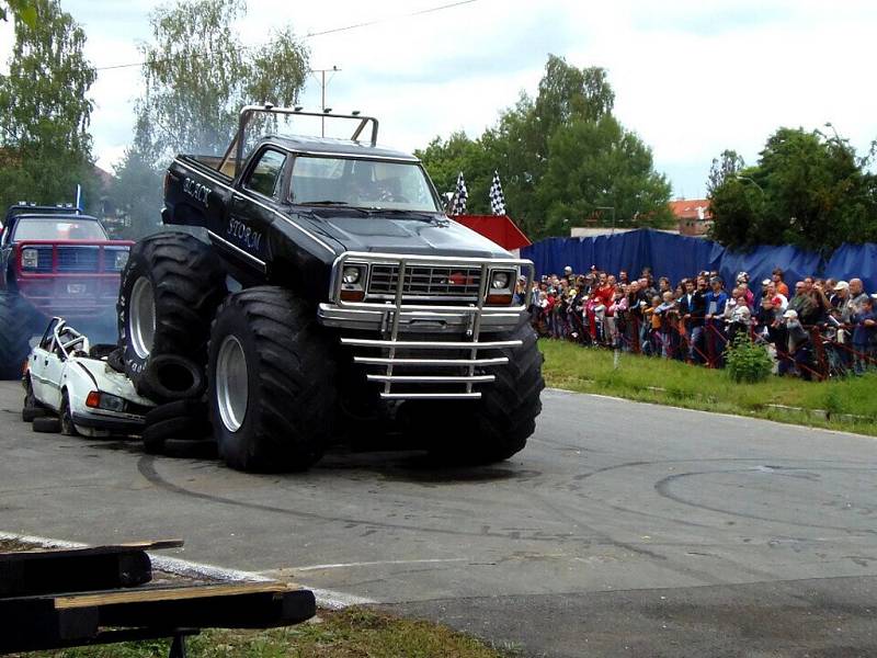 Kaskadéři se představili ve Stříbře