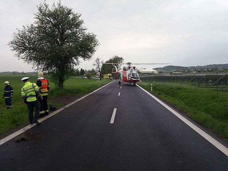 Nehoda mezi Pernolcem a Částkovem