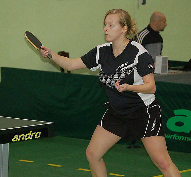 Stolní tenis–II. liga: S. Bor střechy Homolka – St. Žižkov 8:2;– EL Niňo Praha 6:4 