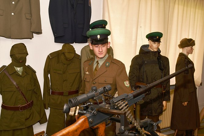 Muzeum pohraniční stráže na Rozvadově připomíná nedávnou historii, kdy pohraničníci střežili hranice.