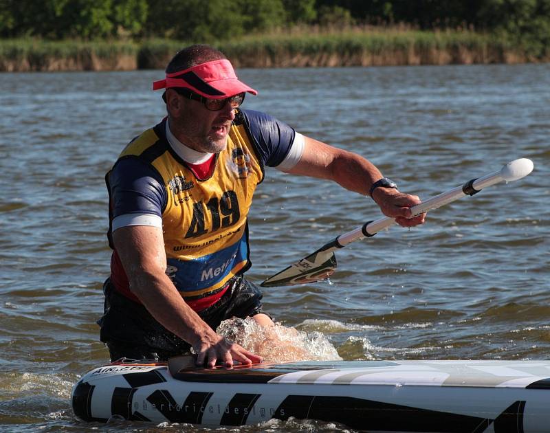 Regent ovládli paddleboardisté