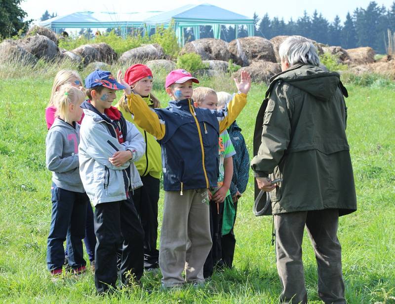 Děti čtyř škol a Lestkova zabydlely zaniklou obec Milkov