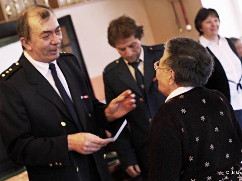 Dobrovolní hasiči se sešli minulou sobotu ve Studánce. 