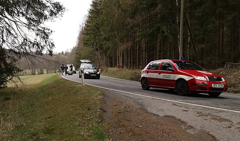 Dubový pivní sud kuliči dokouleli do Chodové Plané, začala pivní sezóna