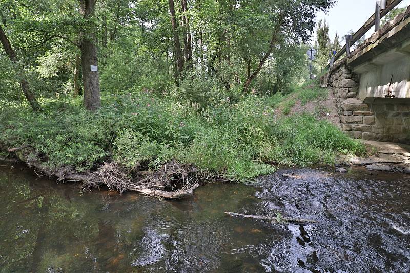 Oprava mostu u Zadního Chodova: uzavírka potrvá do konce roku