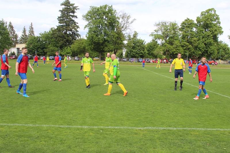 Chodová Planá - Planá (červenomodří) 2:6 (1:1), 22. kolo I. B třída sk. A, 21. května 2022.