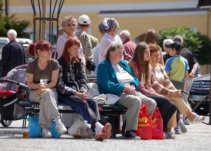 Slavnostní otevření náměstí v Chodové Plané.