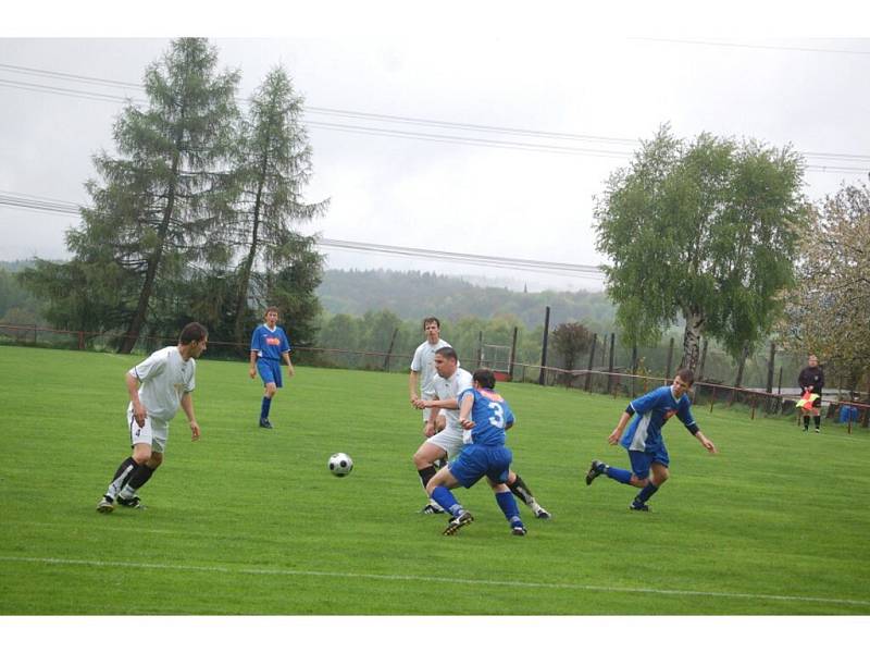 Rozvadov nadělil soupeři z Nýrska bůra