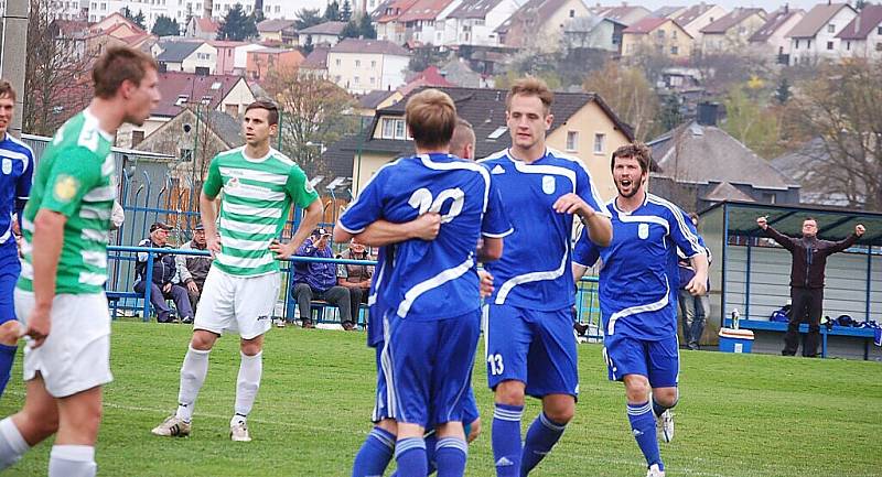 V jedenadvacátém kole fotbalové divize porazil FK Tachov mužstvo S. Čížová 1:0.