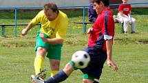 Fotbal: Sp. Dl. Újezd – D. Horš. Týn 0:3. 