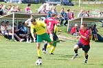 Fotbal: Sp. Dl. Újezd – D. Horš. Týn 0:3. 