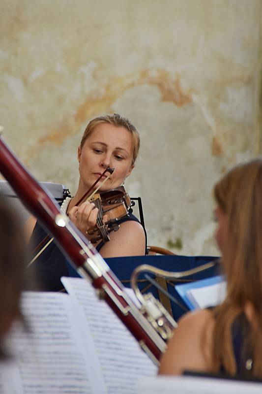 Čtvrtým koncertem ze šesti bylo sobotní vystoupení komorního souboru Boni Cantores