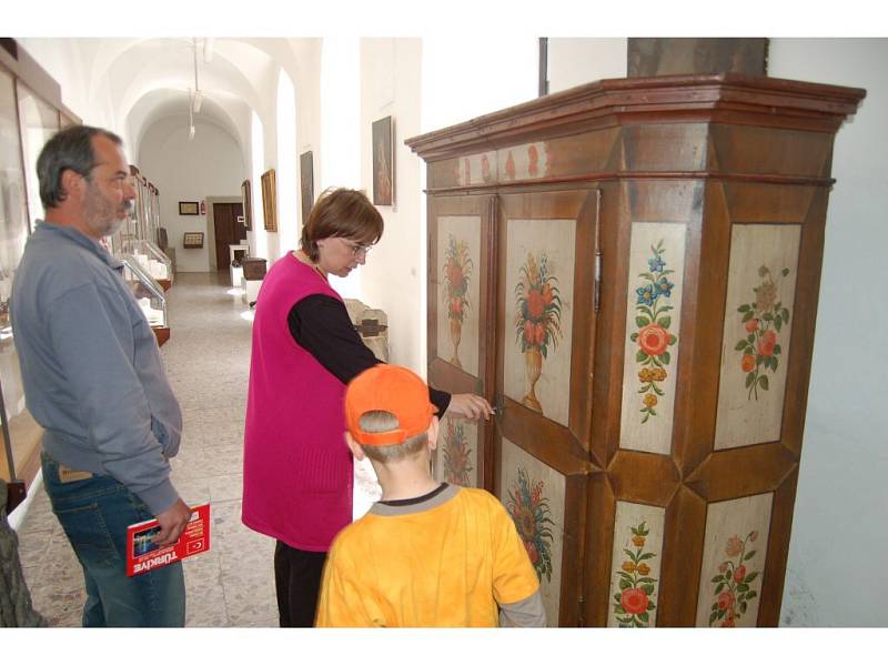 Muzejně galerijní noc připravilo na sobotu 6. června Muzeum Českého lesa a Městská galerie v Tachově. 