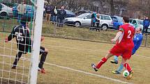 Fotbal: V okresním derby 1. A třídy prohrála Chodová Planá s Chodským Újezdem 1:4.