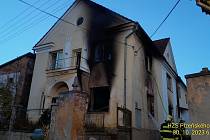 Následky požáru domu v Otročíně u Stříbra na Tachovsku.