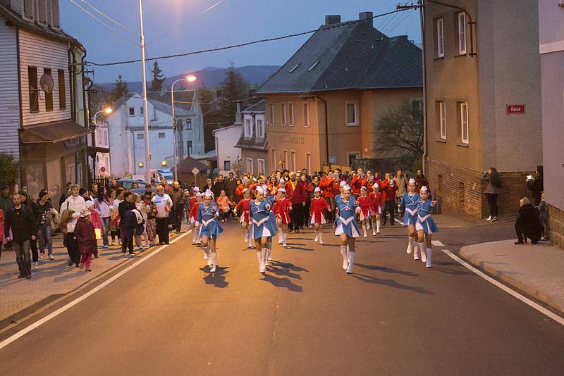 Páteční večer patřil v Tachově vzpomínce na oběti druhé světové války