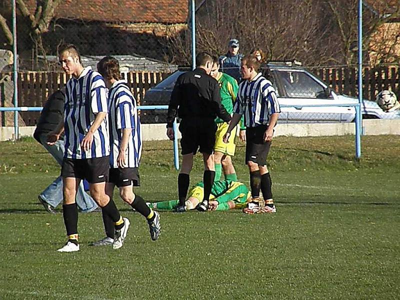 Přebor Plzeňského kraje: Sokol Město Touškov – Baník Stříbro 2:1 (1:0) 