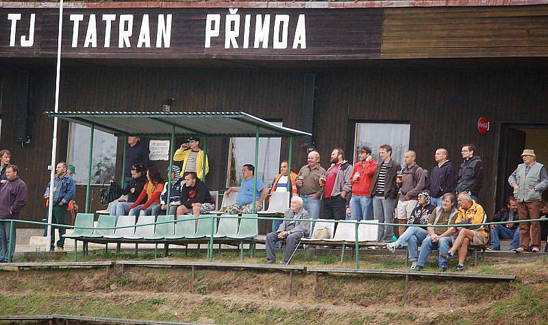 Ve fotbalovém přeboru druhé třídy se zrodilo několik překvapivých výsledků a padlo opět hodně branek 