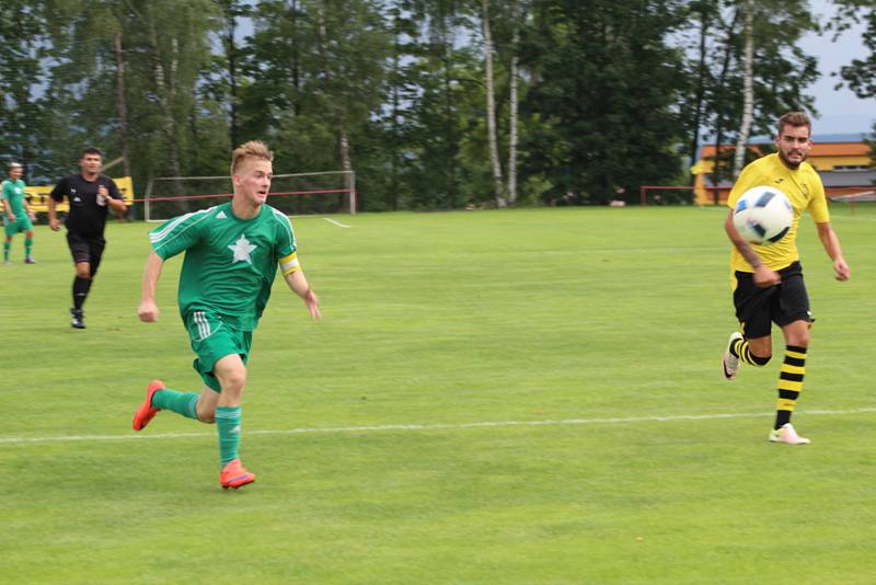 Novou sezonu krajského přeboru zahájil Rozvadov domácím utkáním proti Sokolu Lhota, které skončilo 1:1 a na penalty vyhrála Lhota.