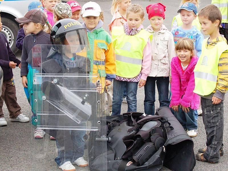 Policisté školili předškoláky