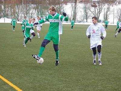 Divizní fotbalisté FK Tachov rozstříleli v přípravě účastníka přeboru FC Chrást .