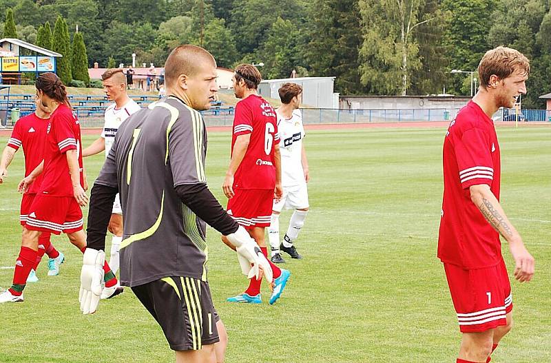 Fotbal: Nováček ČFL FK Tachov porazil divizní Klatovy 2:0