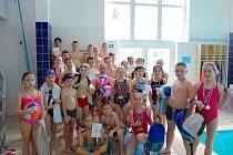 Mladí plavci a plavkyně ze Základní školy Přimda na druhém závodě série Přimdský delfín 2020.