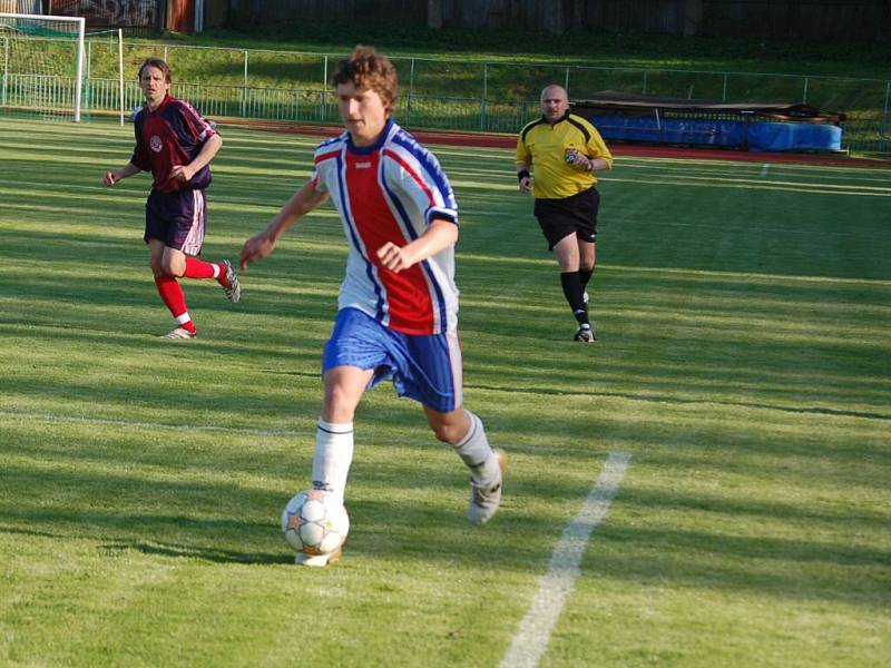 Fotbal – Přebor Plzeňského kraje: Fotbalový klub Tachov – TJ Sušice 3:1 (2:1)