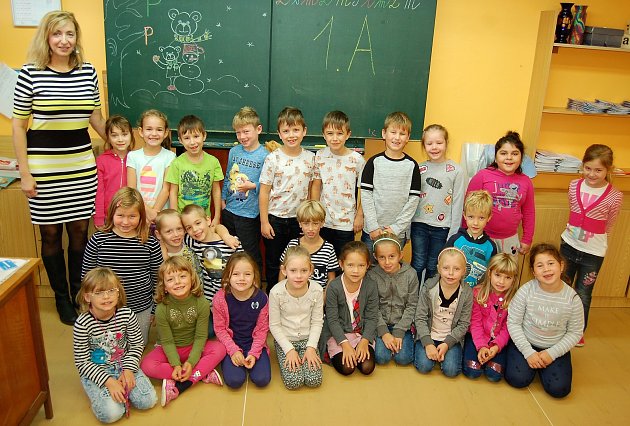 Žáci 1.A třídy Základní školy Hornická Tachov s třídní učitelkou Alenou HomolkovouMarek Coufal, Petr Coufal, Šimon Foltín, Dominik Kováč, Filip Křížek, Danny Kulhánek, Marek Morgenstein, Mikuláš Vlček, Tobiáš Timura, Valérie Cardová, Ema Gabčová, Klára Ko