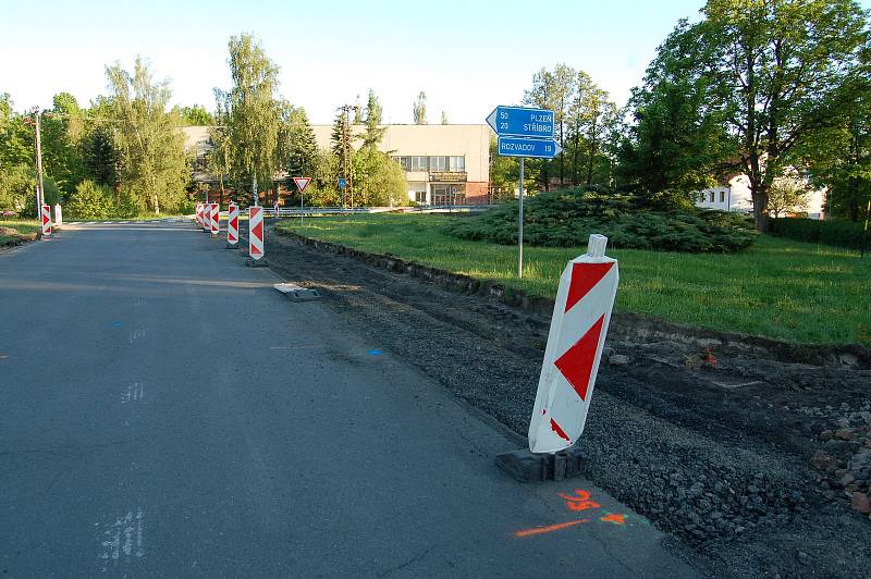 Stavební práce na novém záchytném parkovišti už v Boru začaly, přinesou i některá dopravní omezení.