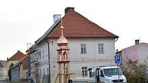 V Kladrubech obnovili věžičku na bývalém špitálu.