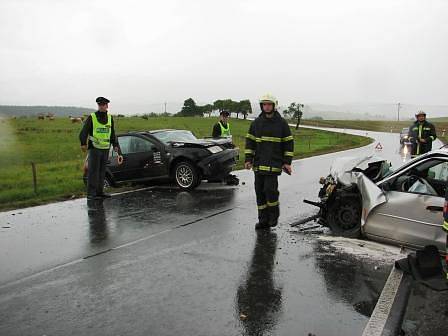 Dopravní nehoda u Chodové Plané, která si vyžádala jednu zraněnou osobu.