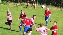  Přimdští fotbalisté prohráli v utkání 1.A třídy s Černicemi 2:3, skórovali Krýsl a Tkáč.