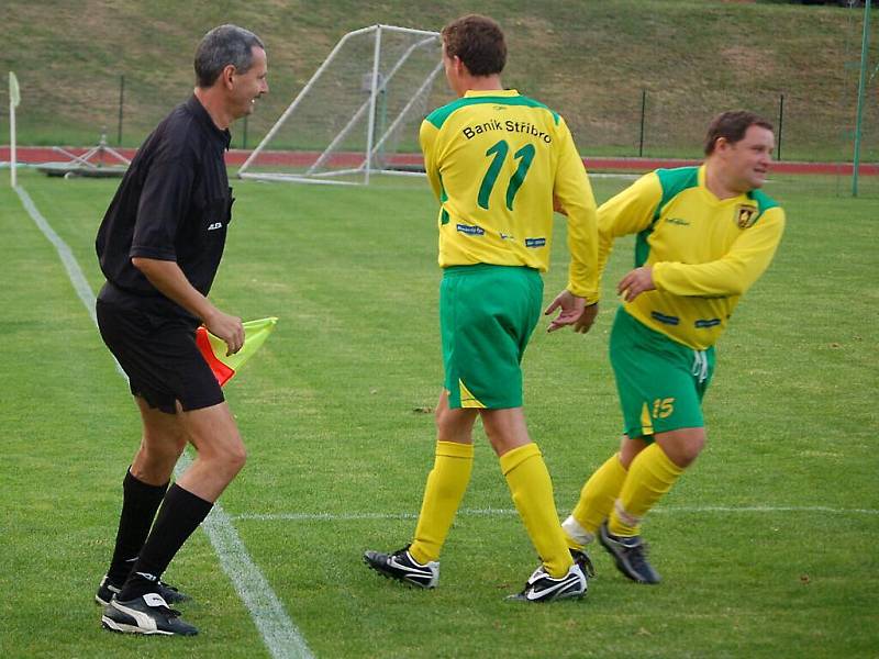 Tým B. Stříbro vyhrál se S. Žichovice 3:0 a potvrdil tak roli favorita. 