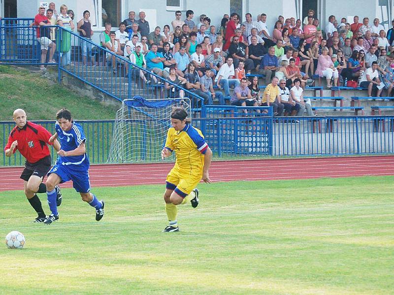 FK Tachov – Senco Doubravka 5:0 (5:0).