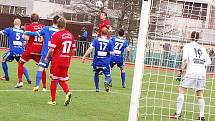 Mužstvo FK Tachov prohrálo ve čtrnáctém kole ČFL s Kolínem 0:1.