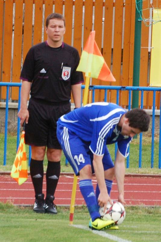 Fotbal-divize: Aktuálně třetí tým tabulky, FK Tachov, deklasoval doma Zličín 6:0