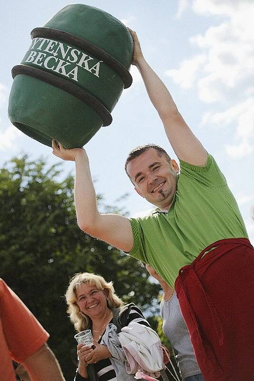 Už popáté se v Sytně konalo Svatoaloiské pouťové veselí a hrála malá kopaná