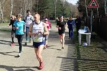 Maraton a půlmaraton okolo přehrady Hracholusky.