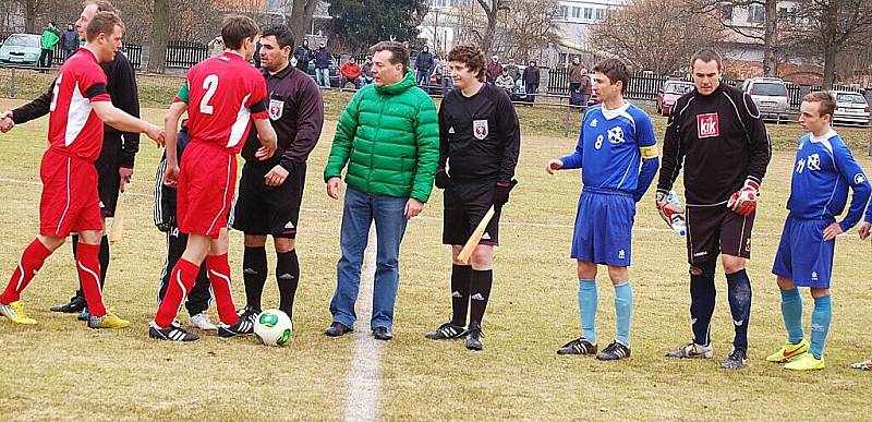 Fotbal: V okresním derby 1. A třídy prohrála Chodová Planá s Chodským Újezdem 1:4.