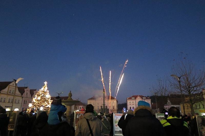 Stříbrský ohňostroj ozářil centrum města