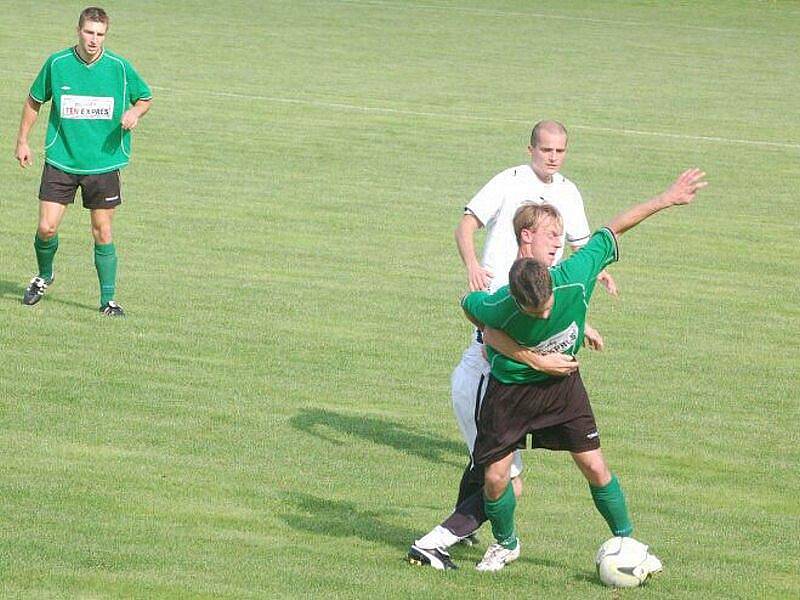 Fotbalová baráž o postup do přeboru kraje: TJ Rozvadov – S. Manětín 2:1 (0:1) 