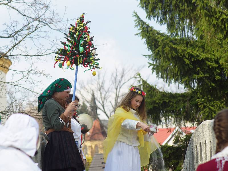 Během nedělního odpoledne se v Tachově oslavila smrtná neděle.
