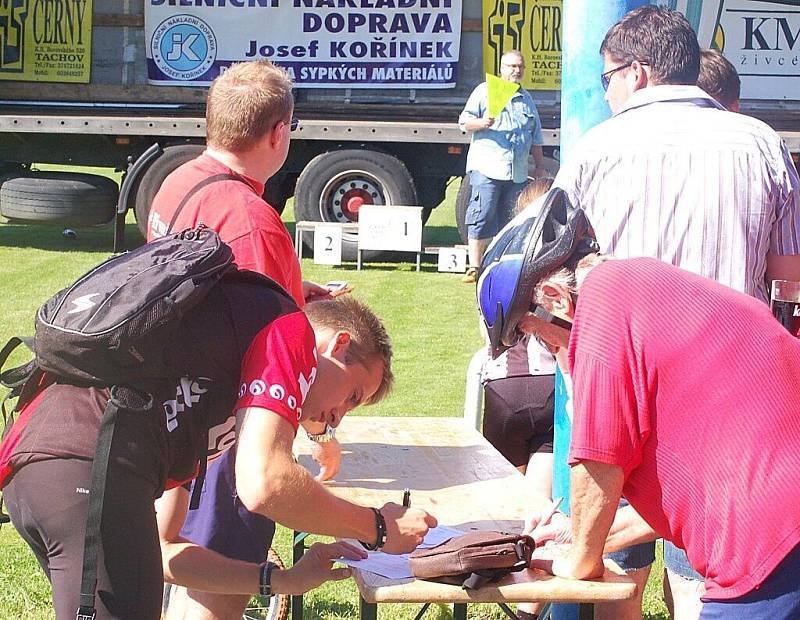 V Maršových Chodech se jel sedmý ročník závodu Bike maraton Českým lesem.