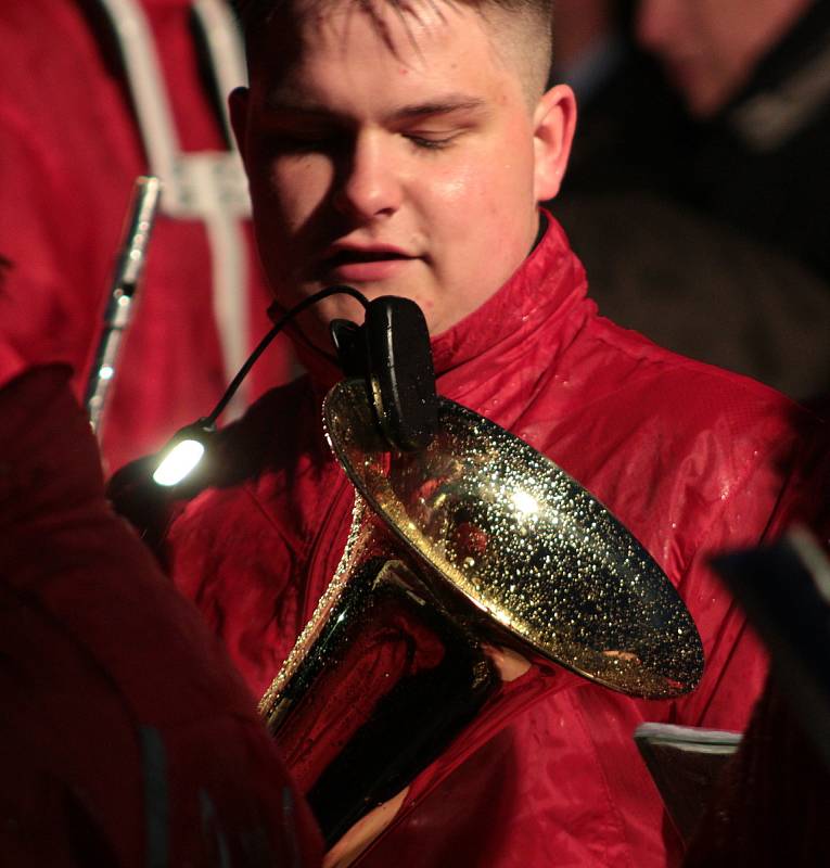 Lampionový průvod a pietní akt v Tachově u Mohyly.