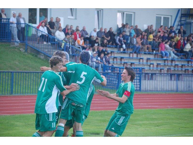 Divizní předehrávka: V západočeském derby porazil FK Tachov mužstvo J. Domažlice 2:1 